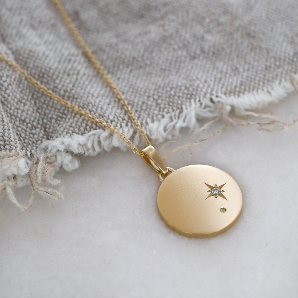 Recycled Gold pendant with Lab Grown Diamond