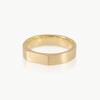 Environmentally conscious – A customisable, elegant signet style wedding ring available in different widths. Add a lab-grown diamond for accent or have it engraved. Handmade in Cape Town.