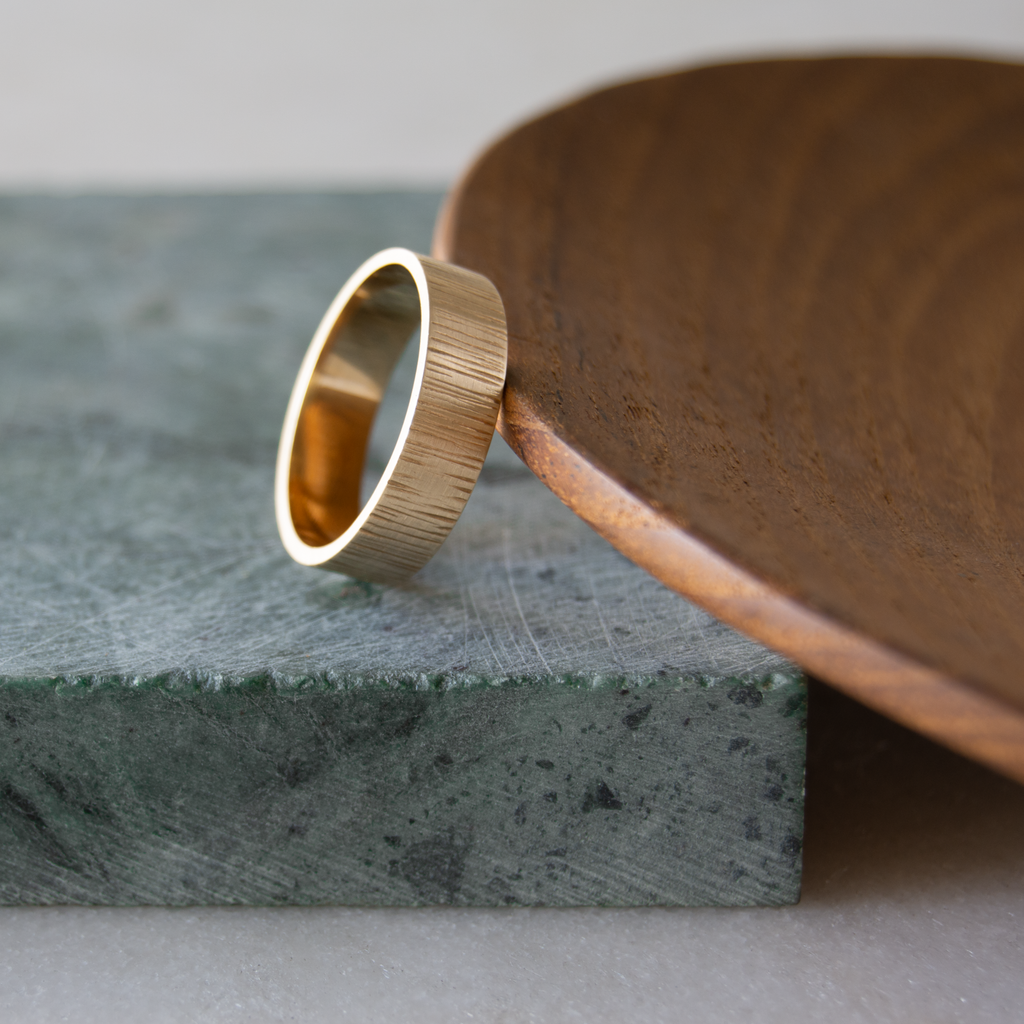 6mm wide Fairmined Gold Strata and